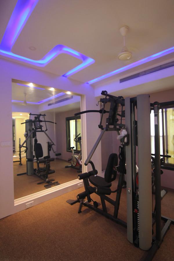 Hotel Sai Dharam Palace Shirdi Dış mekan fotoğraf