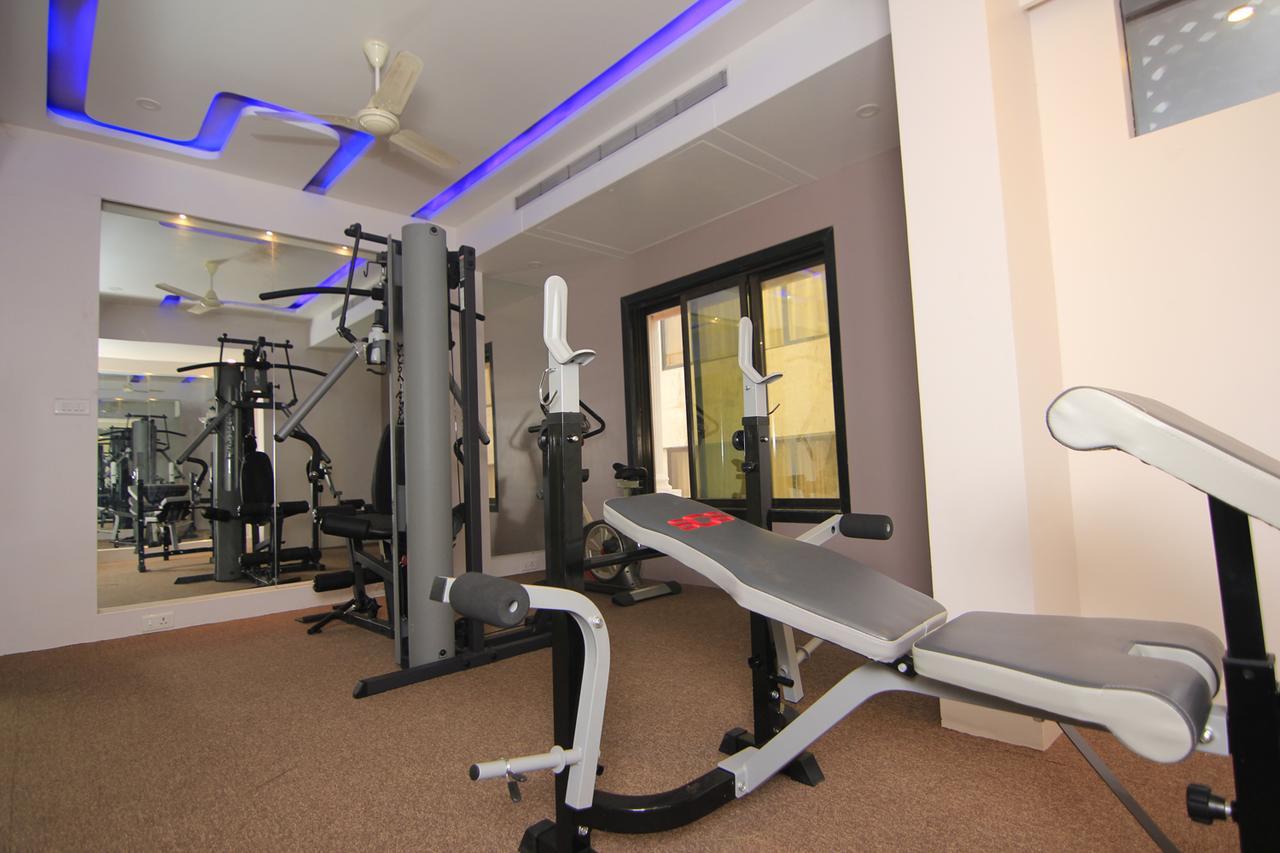 Hotel Sai Dharam Palace Shirdi Dış mekan fotoğraf